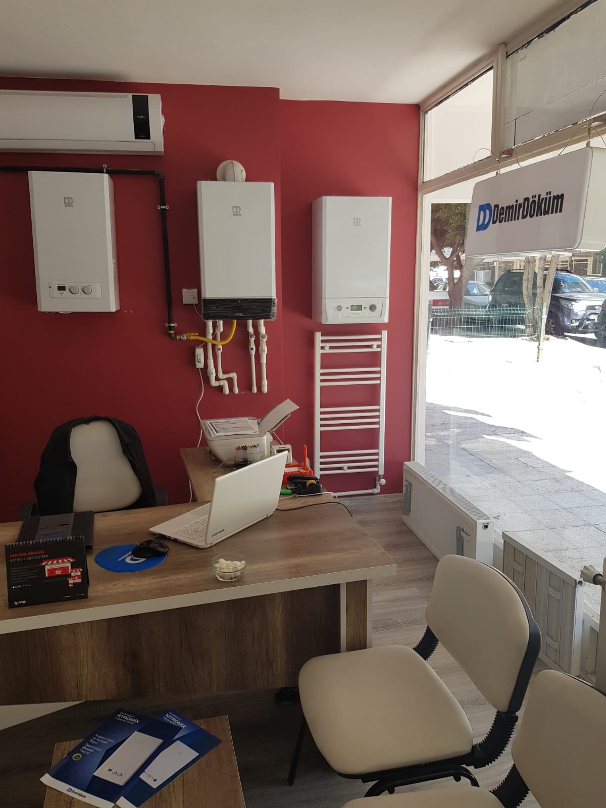 business advertising gallery